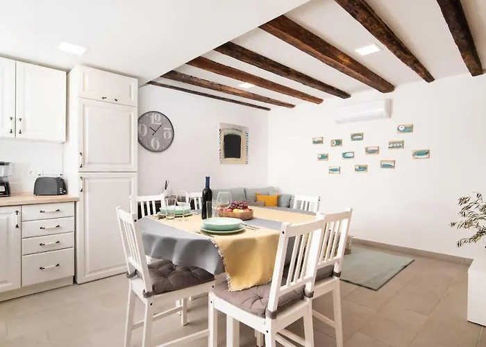 Casa Emiliana