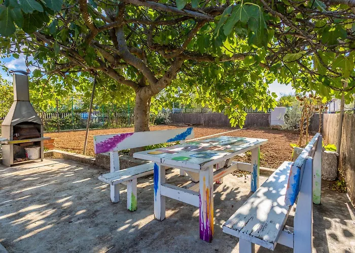 Cozy Home In Omisalj With Wifi